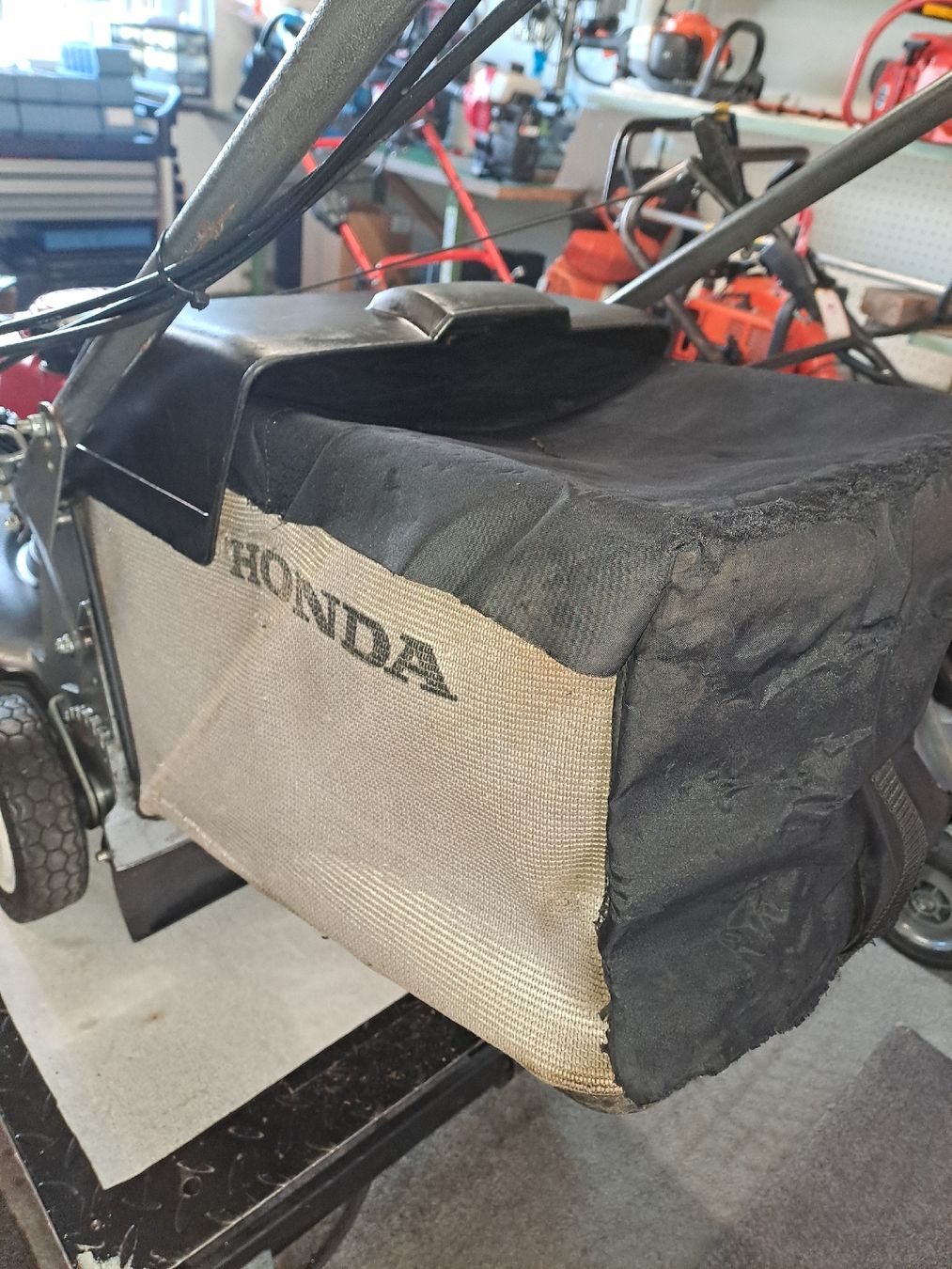 Honda Rasenmäher: Honda HRD536 Mäher ab Service – Gebraucht aus Bilten von Zschweiz 8