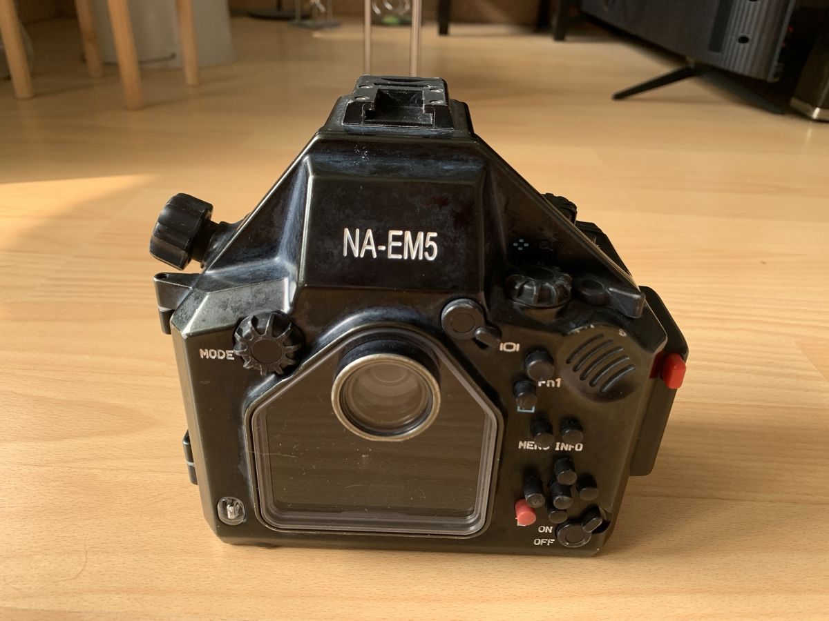 Lampen & Fotografie: Nauticam Gehäuse NA-EM5 – Gebraucht aus Luzern von Pegasus003