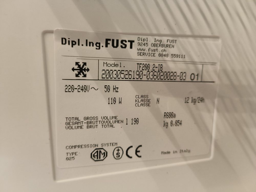Fust Tiefkühler TF200.2.lB, weiss (Gebraucht) in Oberhofen Thun'see für ...