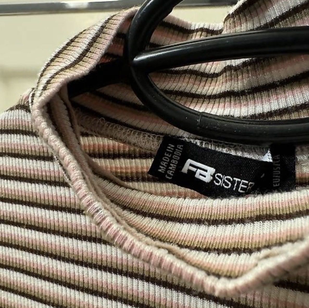 Maglioni & Felpe: STRIPED LONGSLEEVE🧸 – Usato da Dietikon venduto da athiinax 1