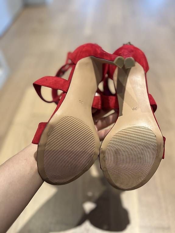 Damenschuhe: Sandaletten 1 Paar – Gebraucht aus Bülach von nick046 2