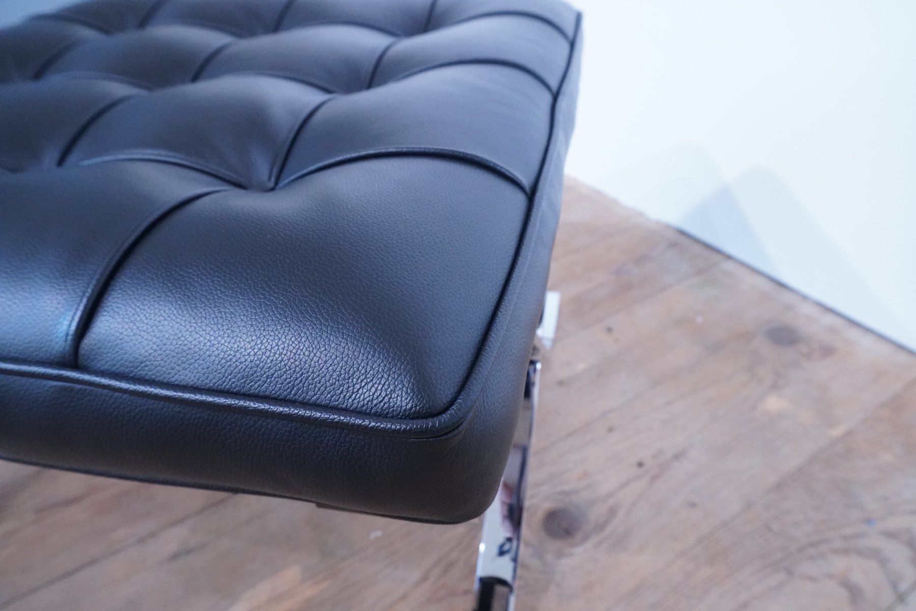 Knoll Sgabelli: Knoll International Barcelona Ottoman – Usato da Bad Zurzach venduto da QLASSIQ 4
