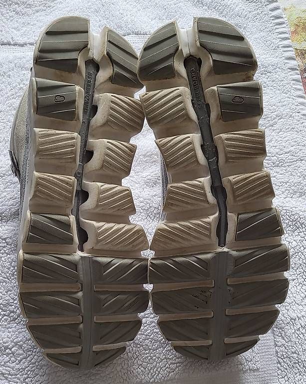 Chaussures femmes: On Wanderschuhe 39 – D'occasion à Zizers par Roosi1 3
