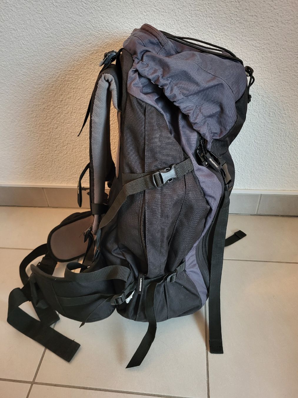 Decathlon Zaini: sac à dos de randonné – Nuovo (secondo la descrizione) da Domdidier venduto da cro_cg5s 3
