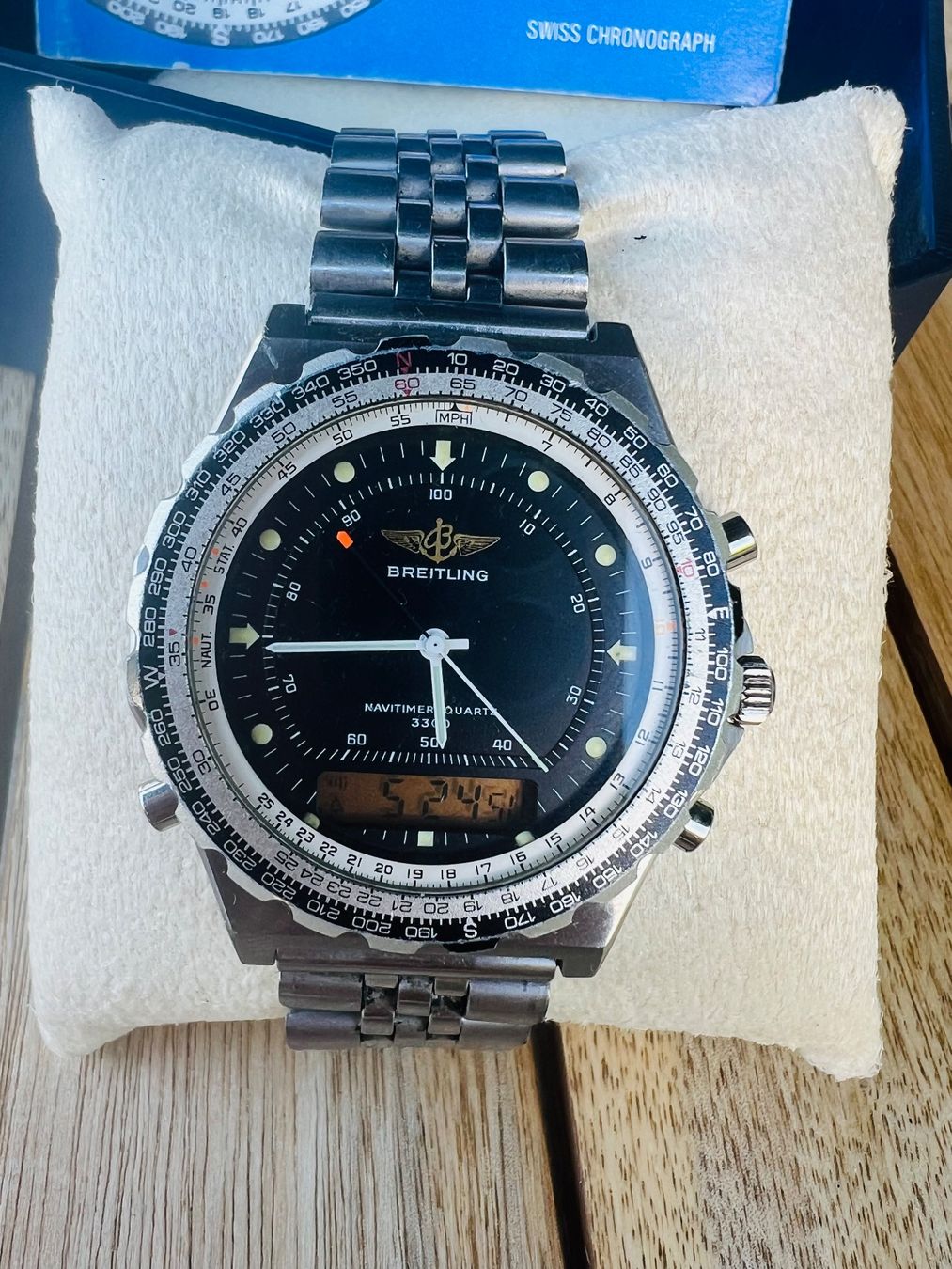Breitling Uhren: Breitling Navi Timer Jupiter 3300 Armbanduhr – Gebraucht aus weggis von Minusio12