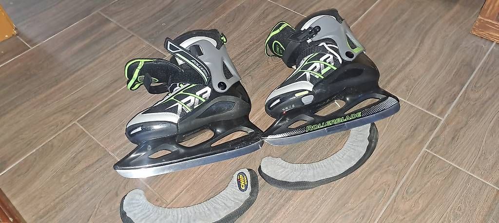 Schlittschuhe: Vendo pattini – Gebraucht aus faido von adfv 1