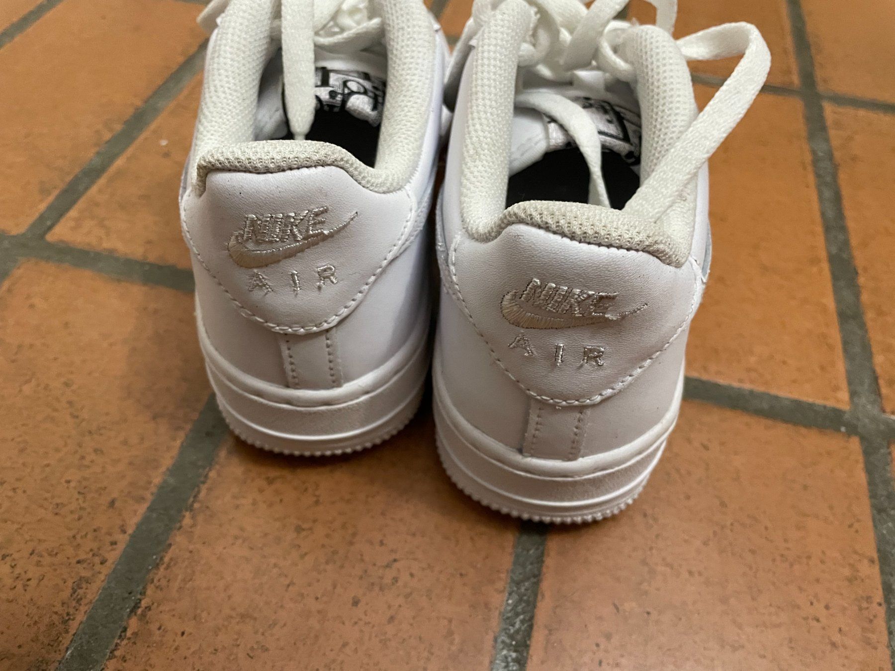 Nike Damenschuhe: Personalized Nike Air – Gebraucht aus Meilen von val_tsv8 1
