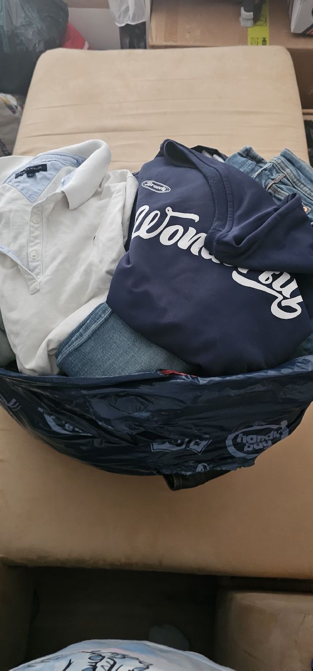 Lotti di vestiti: huge man clothes bundle L/Xl – Usato da Rorschach venduto da Alles_9.90 1