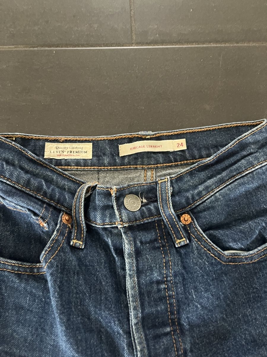 Levi's Jeans: Ribcage Straight Jeans Levis – Usato da Eschenbach LU venduto da fva_w6dz 1