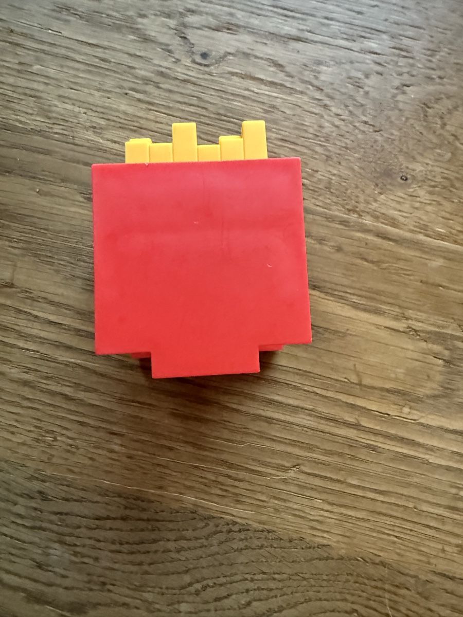 Mc Donald's Statuette: 🍟 Minecraft McDonalds Pommes-Helm – Usato da St. Erhard venduto da Cfreya 3