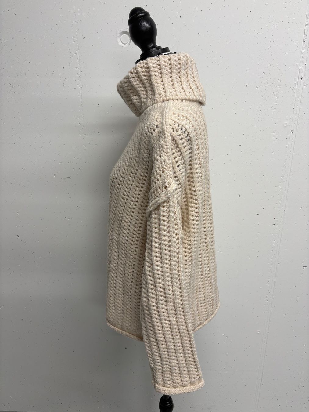 Mango Pullover & Sweatshirts: Mango Grobstrick Pullover Rollkragen Gr. S oversize beige – Neu (gemäss Beschreibung) aus Regensdorf von sec_l5cr 3