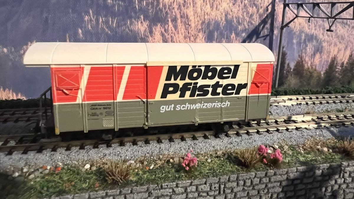 Bemo Modellini di ferrovie: Güterwagen der RhB von Bemo in H0m – Usato da Laupen BE venduto da wer_t7gk