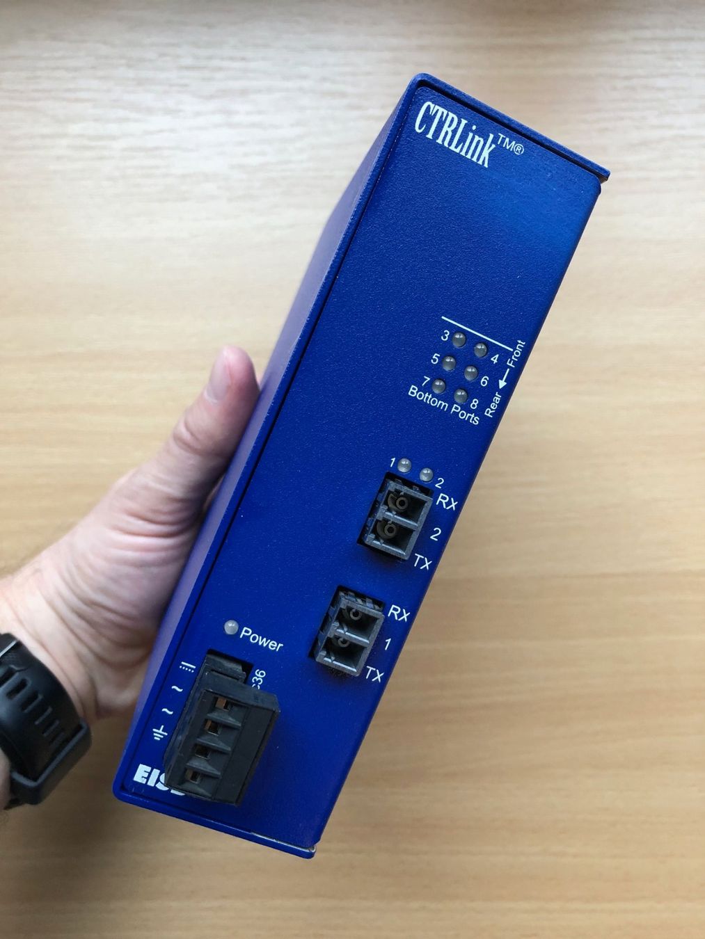 Hub & Switch: CTRLink Skorpion Fibre-Switch EISB8-100T-FLS – Usato da Buchs SG venduto da Handyman77