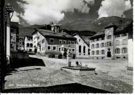 Dorfplatz in Zuoz