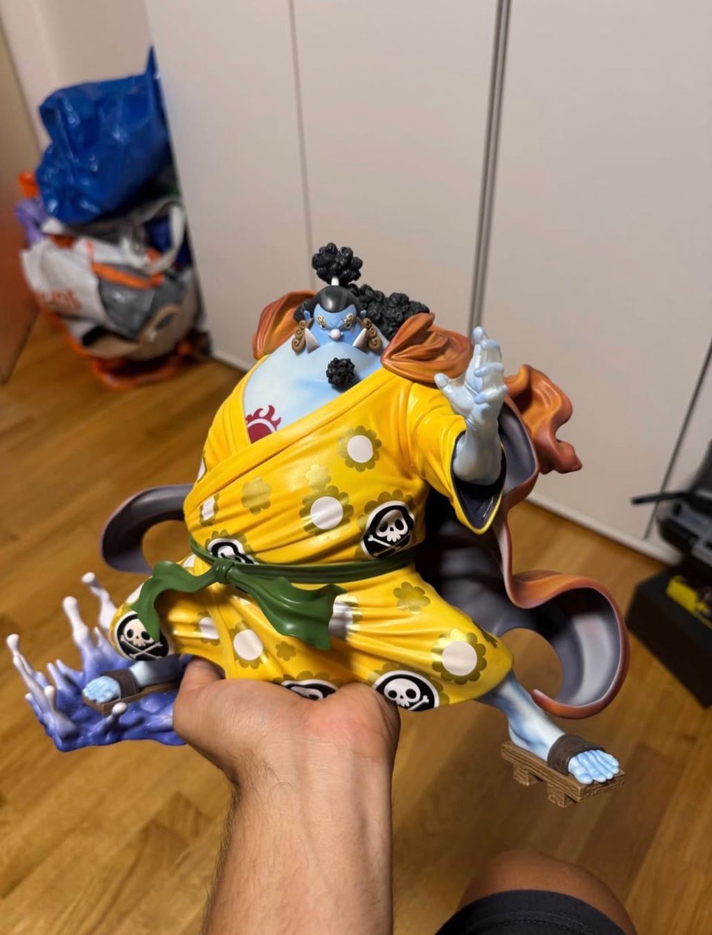 Figuren: One Piece Figur Jinbei – Neu und originalverpackt aus Ermenswil von Jadejupiter 2