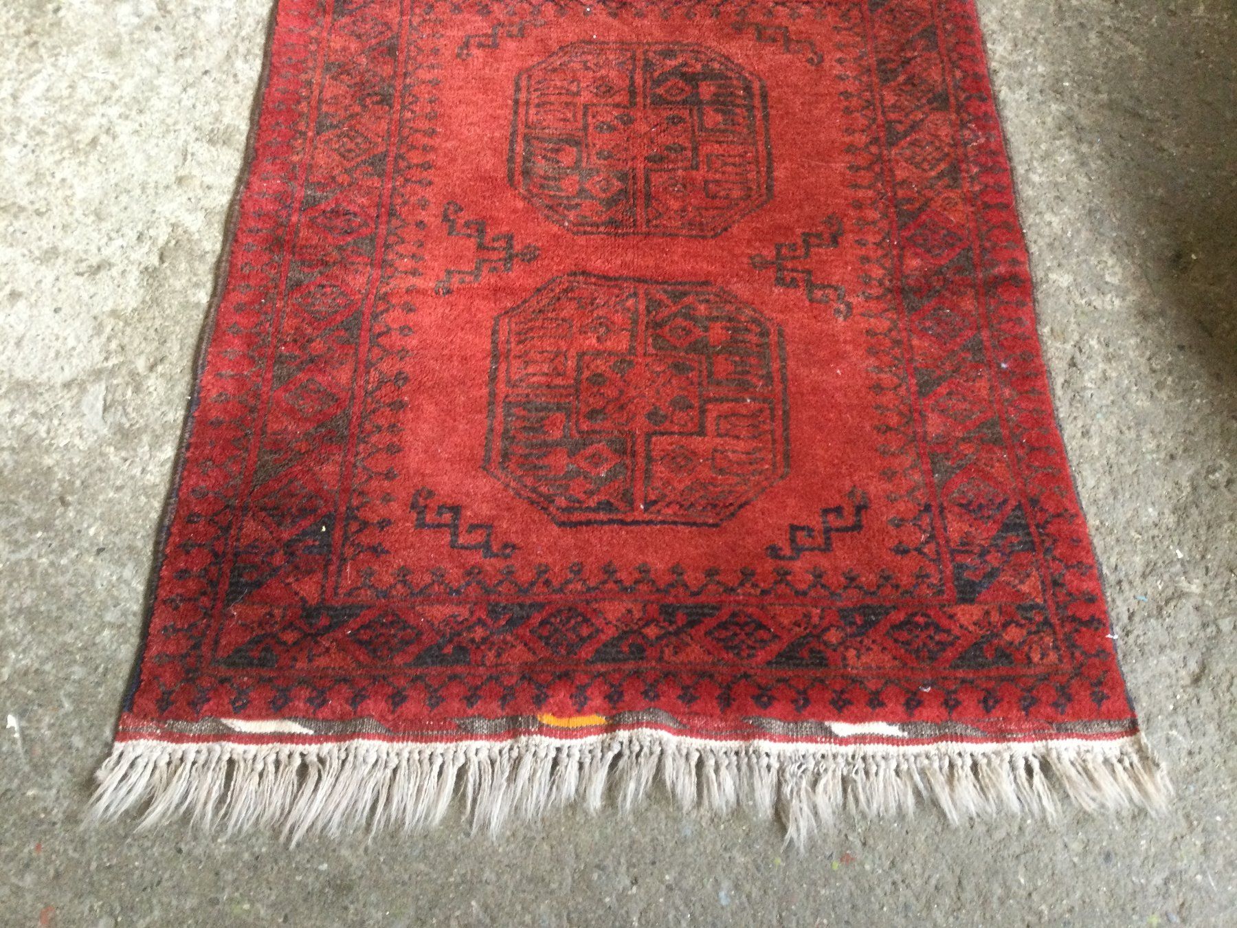 Tappeti: Kleiner gebrauchter Teppich Typ Afghan – Usato da Wangen SZ venduto da kuriosum12 2
