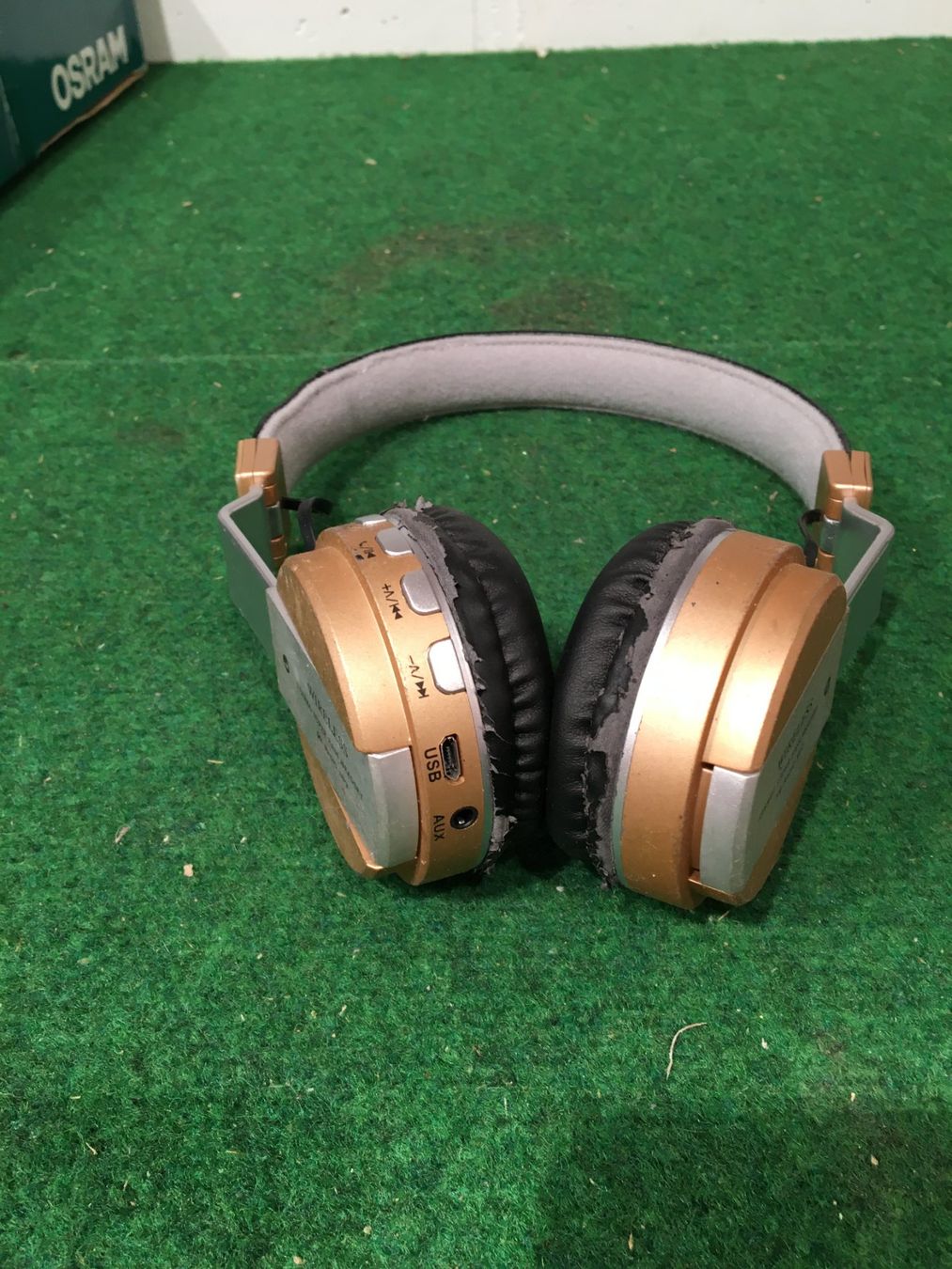JBL Cuffie: JBL Kopfhörer - Wireless Stereo Super Bass Headset! – Usato da Binz venduto da Dsc1