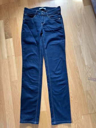 MAC Jeans ANGELA Gr. 34/32 Dunkelblau - top Zustand