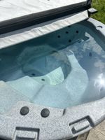 Whirlpool/Jacuzzi zu verkaufen – für Bastler/zur Reparatur