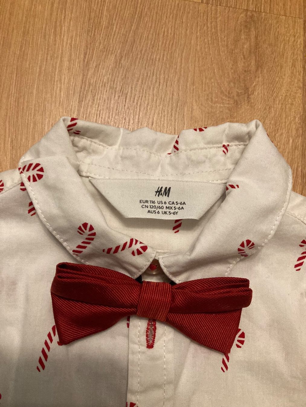 Camicie, T-shirt & Polo: Jungen Weihnachts Hemd Gr. 116 – Usato da Emmenbrücke venduto da JJ_89 2