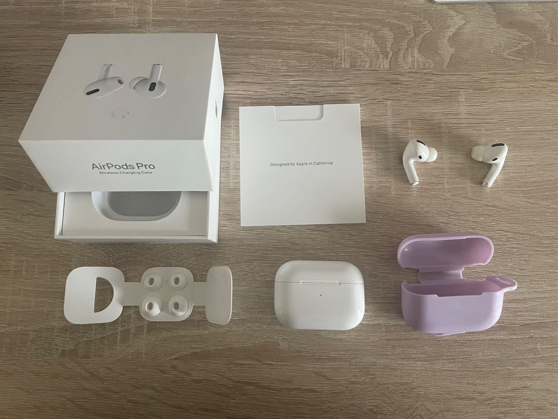 Apple Casques audio: Apple AirPods Pro avec boîtier de charge – D'occasion à Genève par sca_j5cs