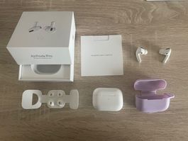 Apple AirPods Pro avec boîtier de charge