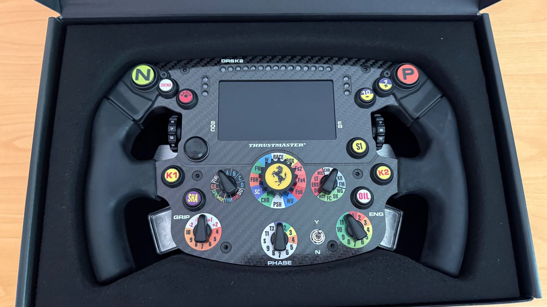 Thrustmaster Manettes: Thrustmaster Ferrari SF1000 Formula Edition – D'occasion à Chur par Nocturne_19 3
