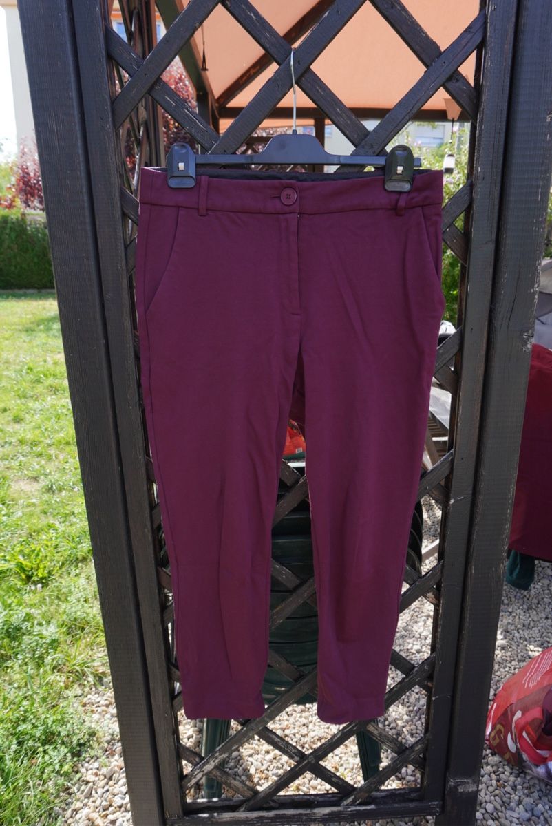 Esprit Pantaloni: Pantalon Esprit bordeaux – Usato da Peseux venduto da fio_n9qk