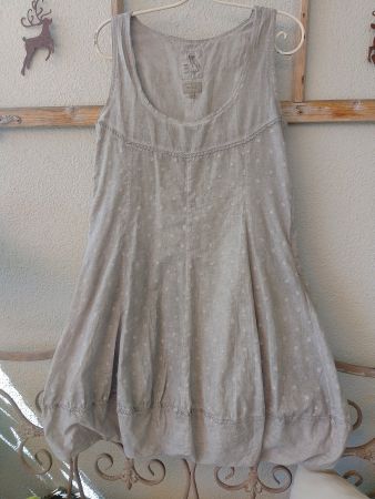 Hübsches Nile Ballonkleid