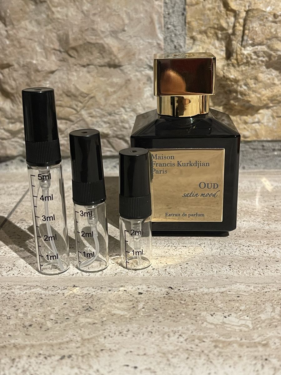 Kurkdjian Profumi & Eau de Toilette: MFK - Oud Satin Mood Extrait, 2ml Abfüllung – Nuovo (secondo la descrizione) da Oberdorf BL venduto da Fiomina1