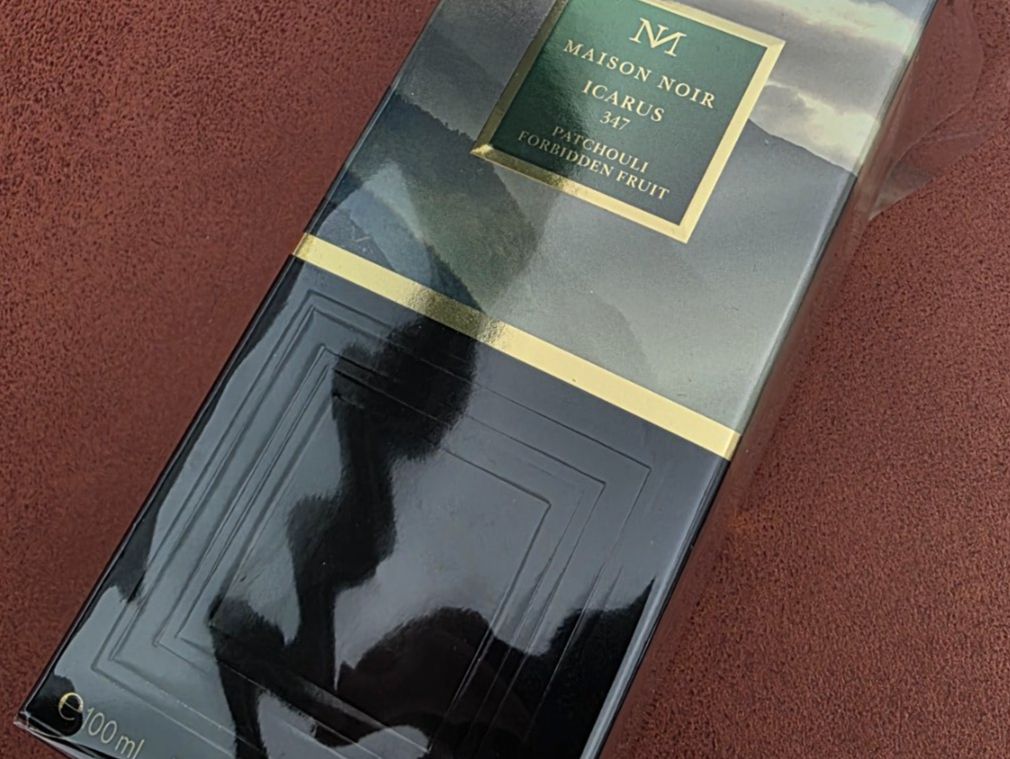 Profumi & Eau de Toilette: Maison Noir Icarus 347, 100ml niche Parfum – Usato da Zumikon venduto da fil_7xcj
