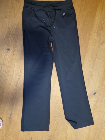 Schwarzi Trainingshose/Jogginghose,Freizeithose  Grössi L,