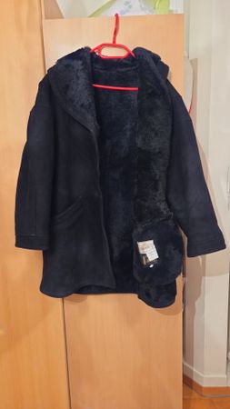 Antike Damen-Pelzjacke aus 100% echtem Widderpelz