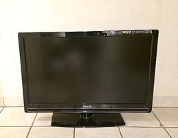 Philips 42 Zoll Full HD TV (42PFL7762D/12) inkl. Fernbe.