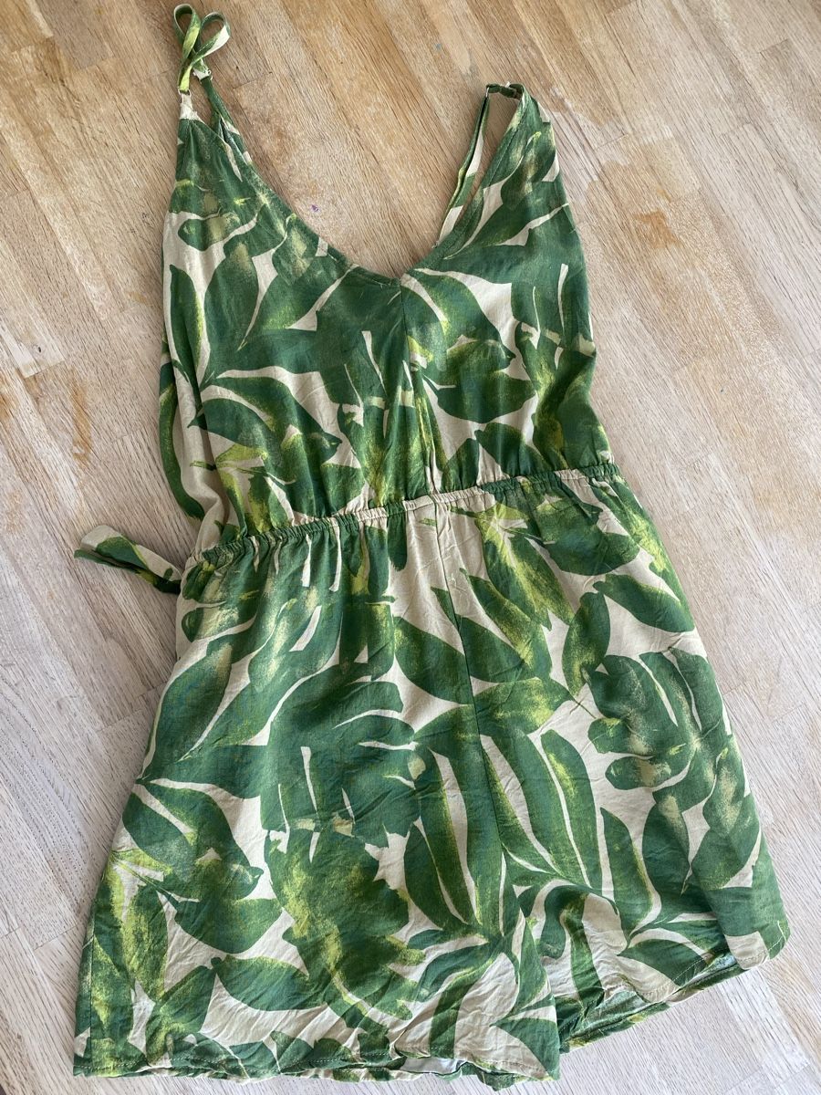Tute: Tropical kurzer Jumpsuit grün/beige – Nuovo (secondo la descrizione) da Lachen SZ venduto da MAYJA 1