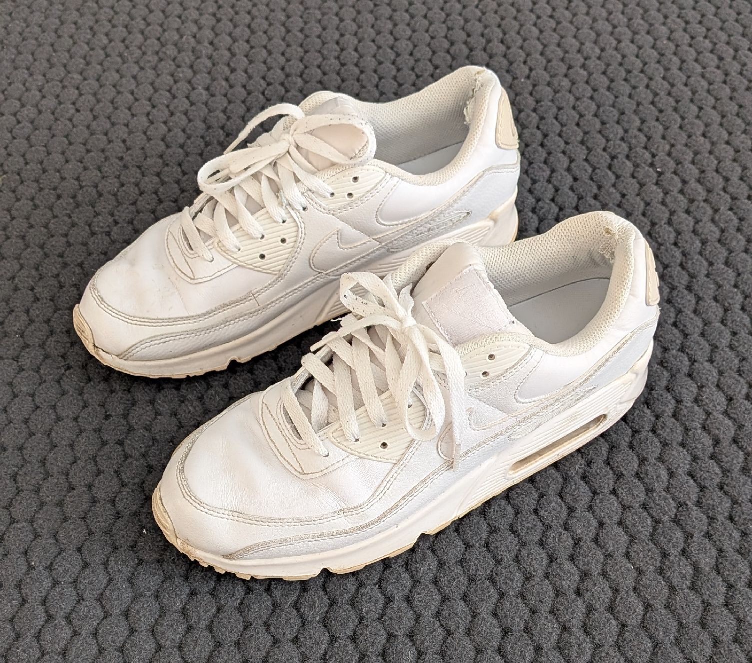 Nike Chaussures hommes: Nike Air Max 90 LTR Weiss – D'occasion à Zürich par vukzh