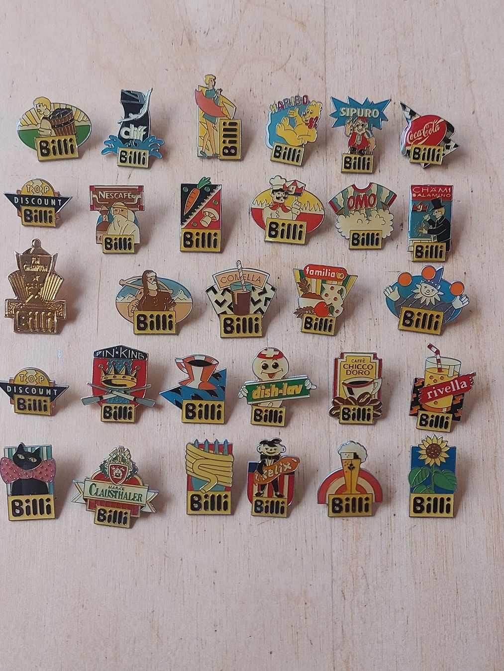 Placchette & Badge: 29 BILLI  -  PIN – Usato da Gipf - Oberfrick venduto da Esnoopy