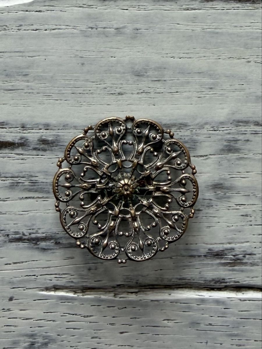 Broches & Aiguilles: Brosche – D'occasion à Schönenbuch par Wenscles