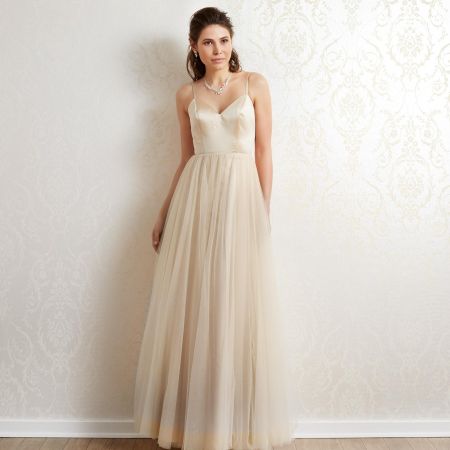 Festkleid /Abendkleid champagne / beige Gr 38