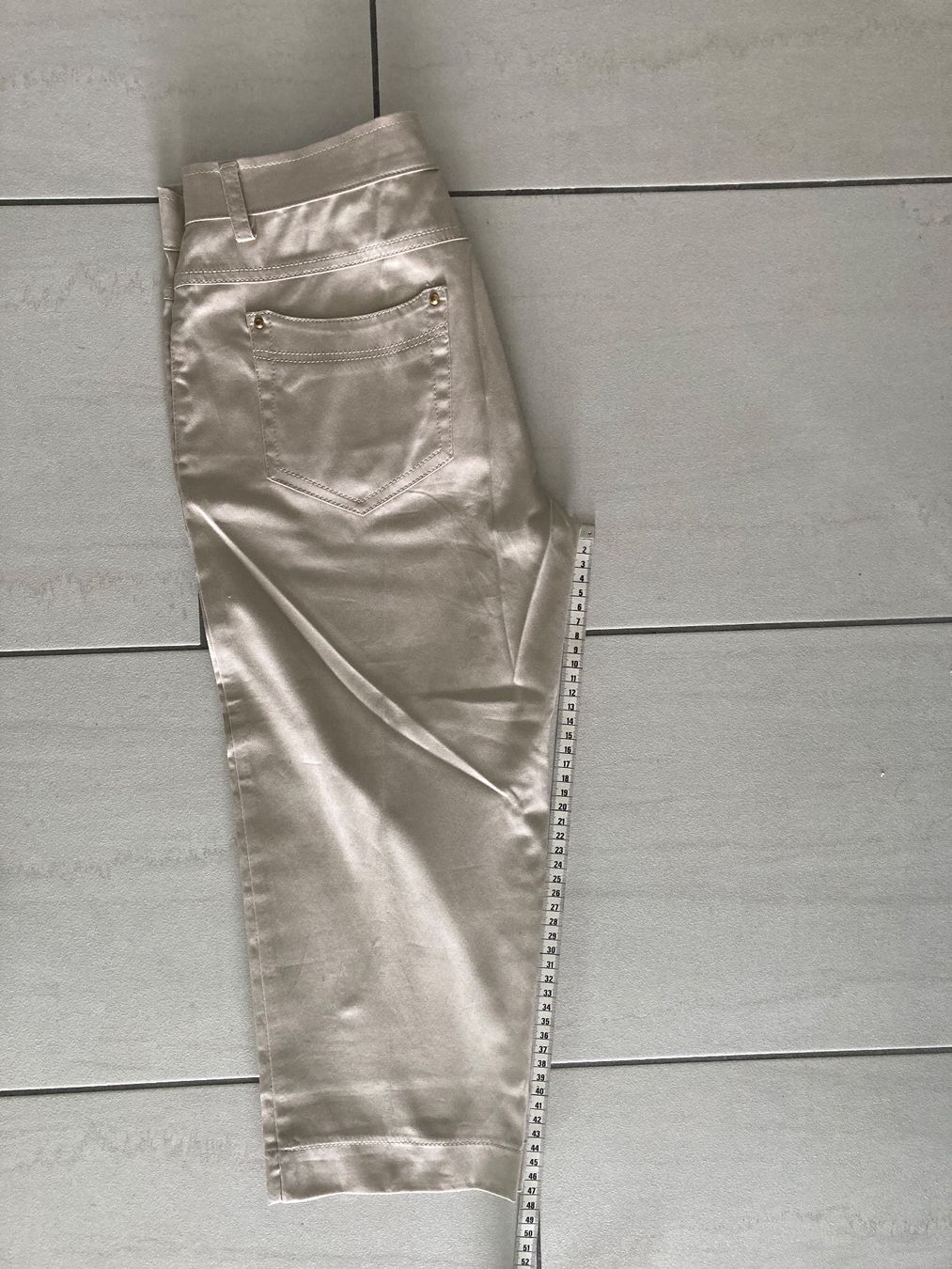 Pantaloni: Neu: 2/3 Shorts Carla Ferroni Gr. 36 – Nuovo e nell'imballaggio originale da Stetten AG venduto da Hanya 9