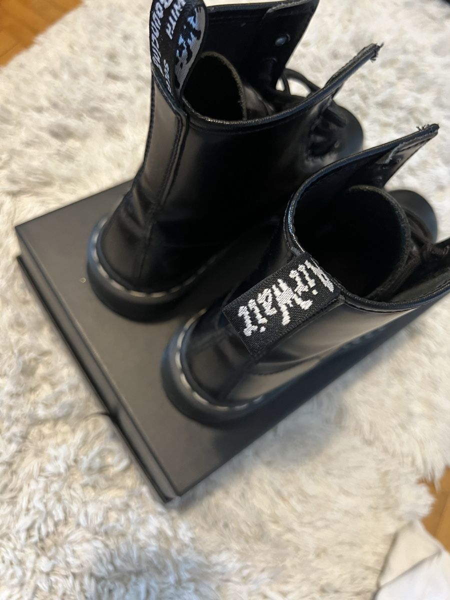 Dr. Martens Scarpe da donna: Dr. Martens – Nuovo (secondo la descrizione) da Moudon venduto da cin_6rxj 1