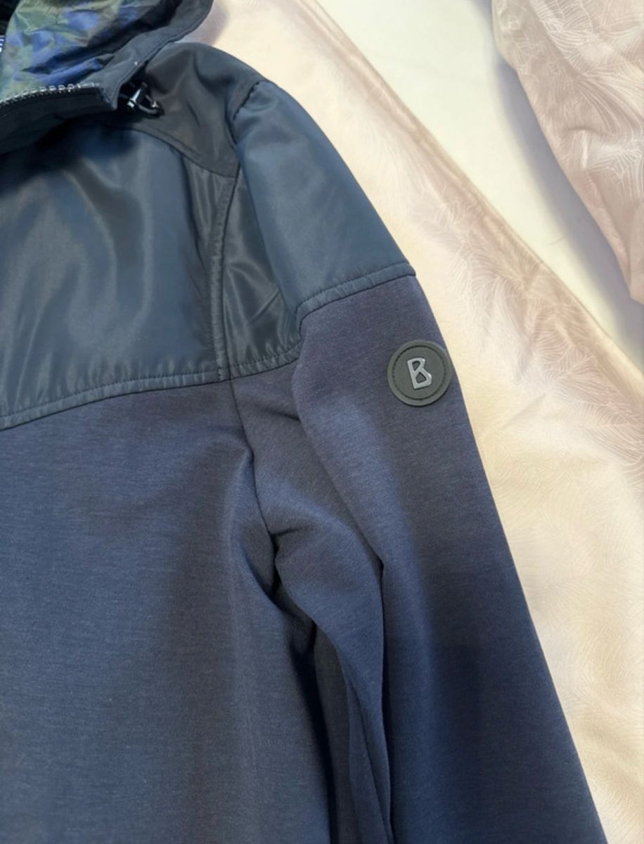 Bogner Giacche: Bogner Jacke mit Kapuze – Nuovo (secondo la descrizione) da Oberneunforn venduto da Nir2yh 1