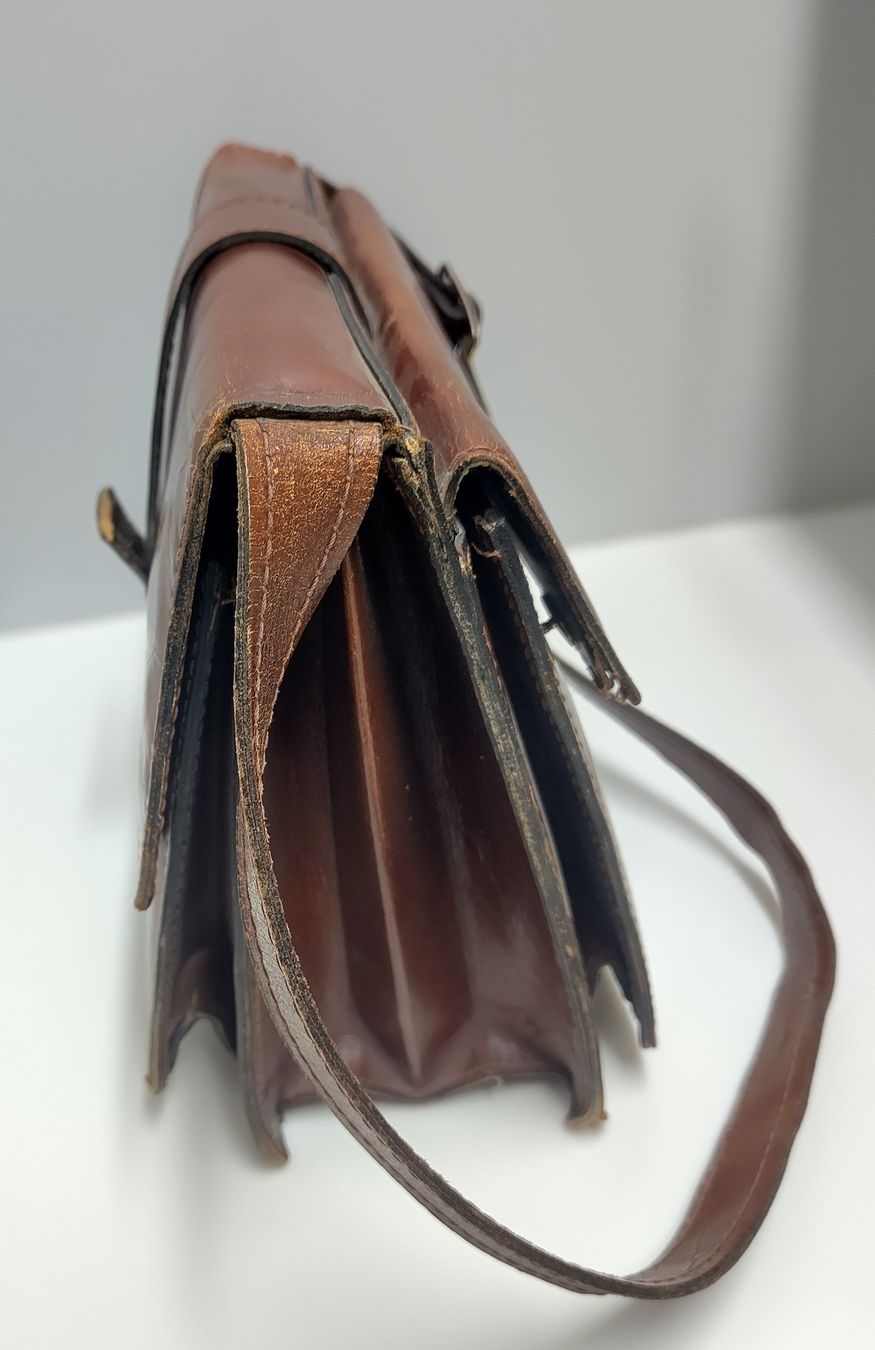 Borse: Vintage Umhängetasche – Usato da Bern venduto da nik_nxd9 3