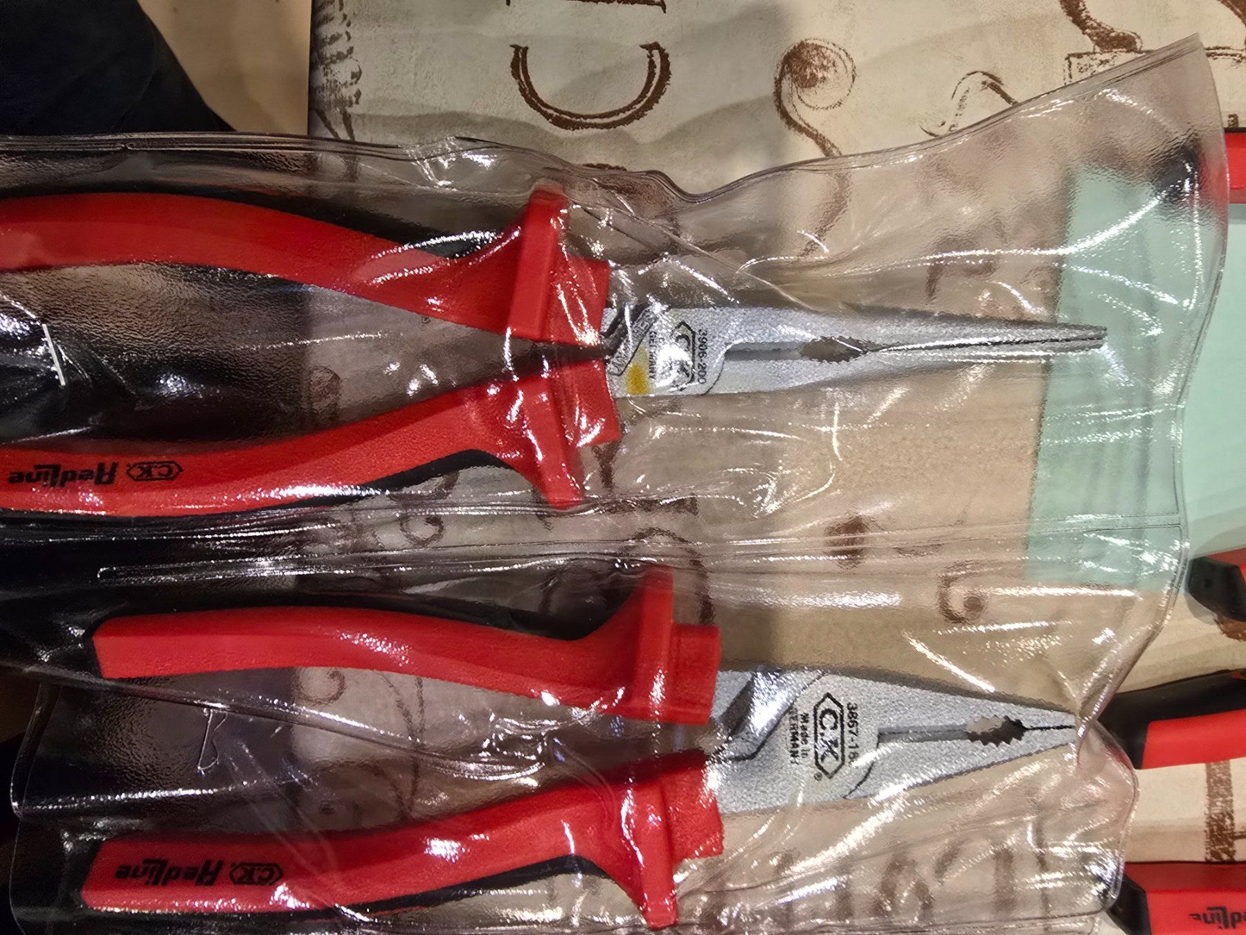Tutti gli attrezzi: 6  teiliges Zangen Set neu – Nuovo e nell'imballaggio originale da Mauren TG venduto da Defrancesco 3