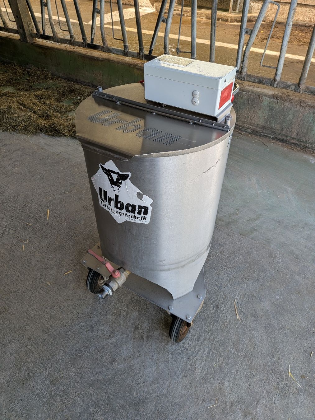 Melktechnik: Milchtank/Milchshuttle – Gebraucht aus Anwil von Baergbuur