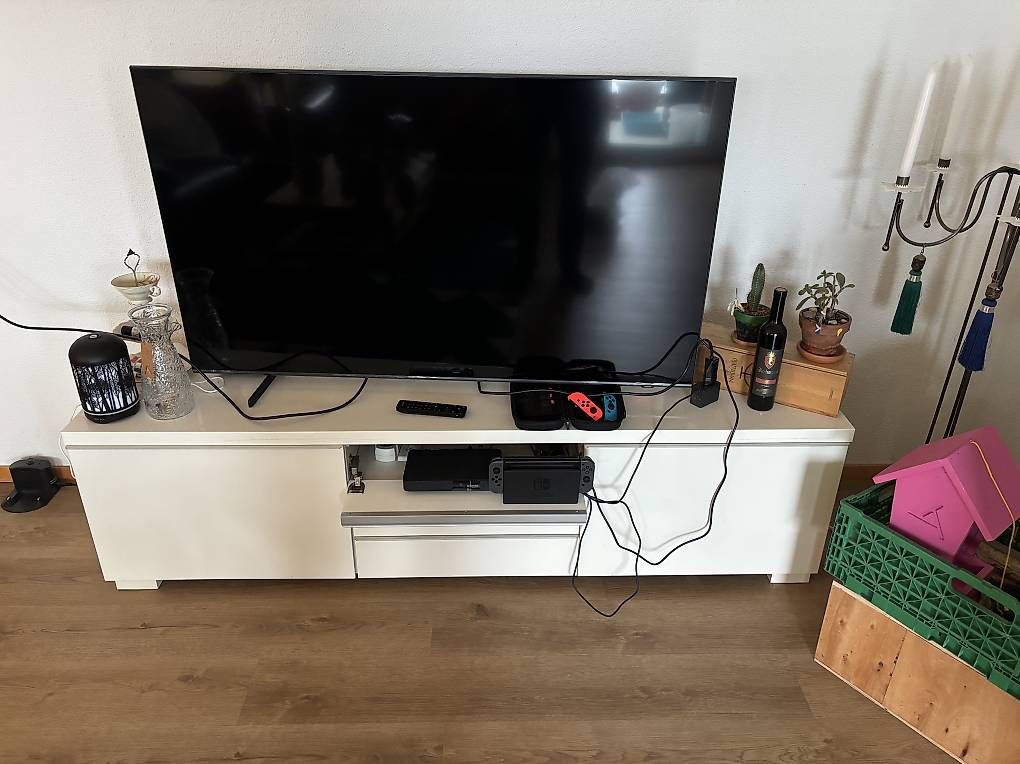 Mobili TV: Weisses TV Möbel  – Usato da Wauwil venduto da mimo85