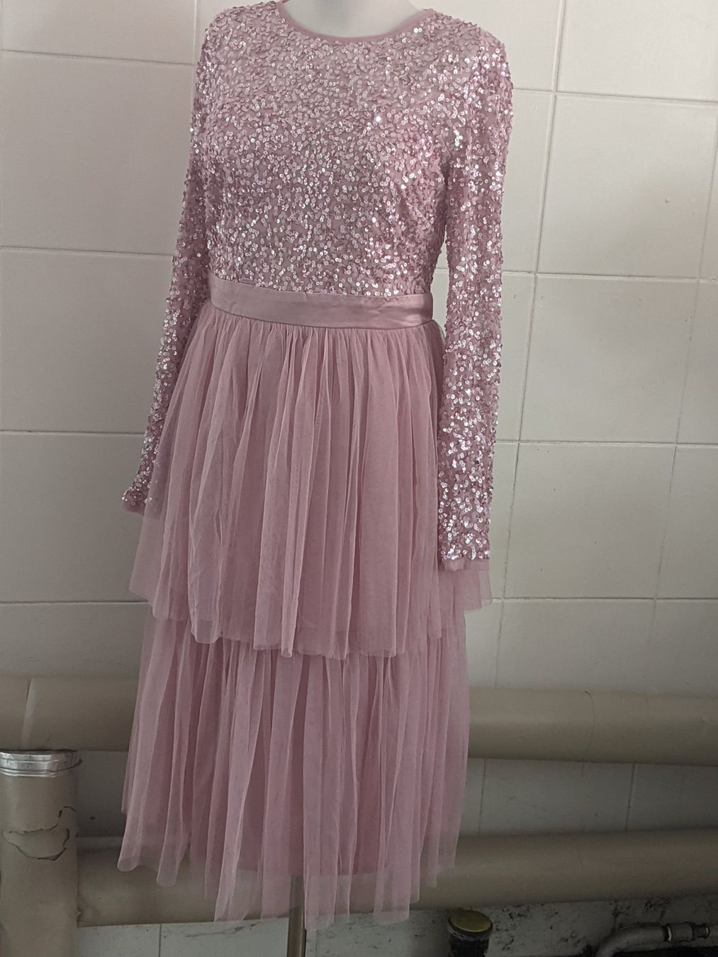 Vestiti: Abendkleid  Gr 38 – Usato da Langnau am Albis venduto da Judithsebi