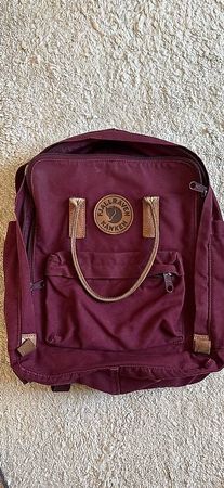 Fjällräven Kånken Rucksack Bordeauxrot guter Zustand 48