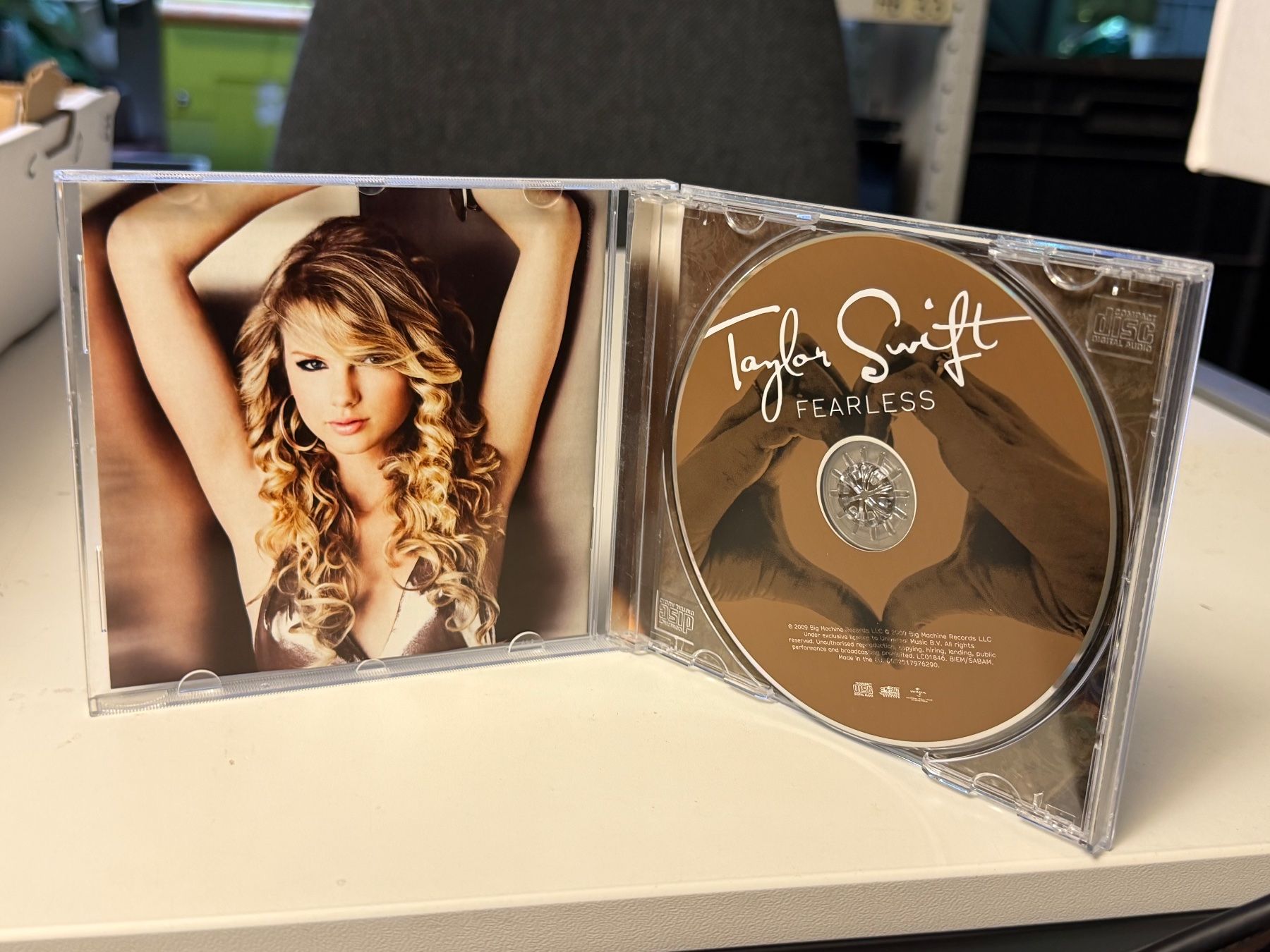 CD: Taylor Swift - Fearless - HB21B – Nuovo (secondo la descrizione) da Küsnacht ZH venduto da Jazztilldawn 2