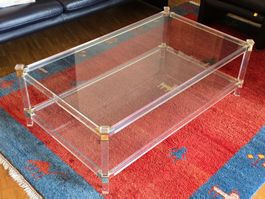 Couchtisch Plexiglas mit zwei Glasplatten